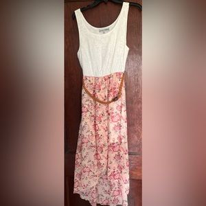 Almost Famous size small hi lo dress